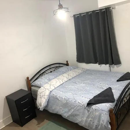Rahal Outram Appartement Londen Buitenkant foto