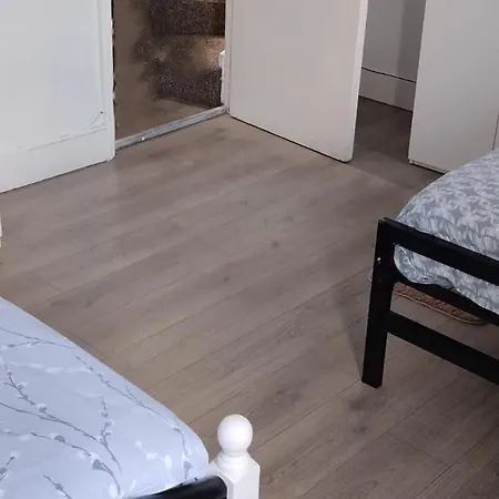 Rahal Outram Appartement Londen Buitenkant foto